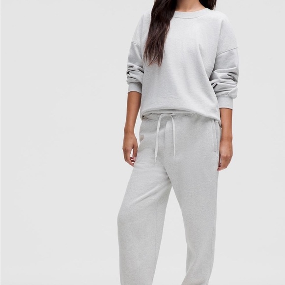 Lululemon Women's Restfeel Flip-Flop, Red Glow, Size 8 - Picture 3 of 4